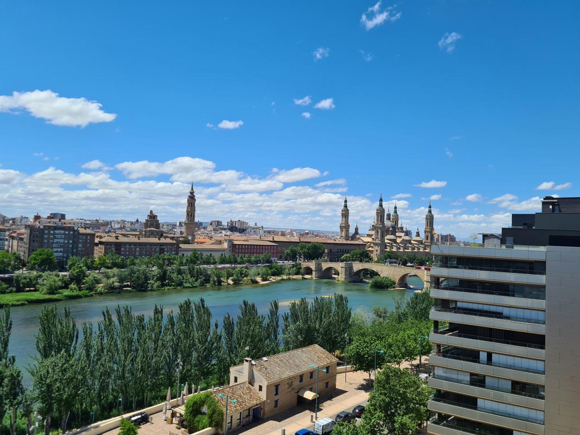 Ferienwohnung Dos Torres Ribera Play & Relax Con Jacuzzi Y Cine Saragossa Exterior foto